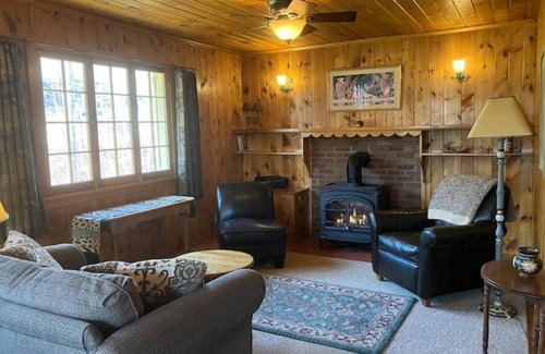 Grand Marais Cabin | Iconic Knotty Pine Cabin in Charming Grand Marais