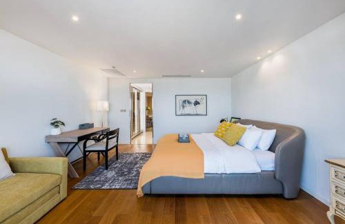 Bang Rak Apartment | Iconic skyline, Big apartment, Great location