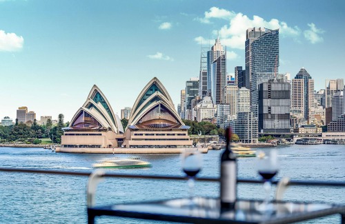 Kirribilli Apartment | Iconic Views