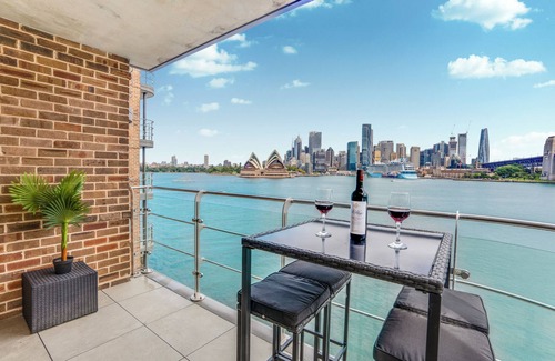 Kirribilli Apartment | Iconic Views