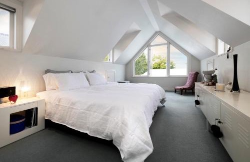Ponsonby House | Iconic Villa in the Heart of Ponsonby