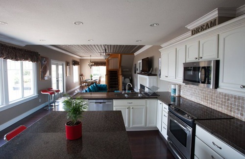 Gibsons House | Iconic Waterfront 3-Story Home with Views in Gibsons BC, Sleeps 16
