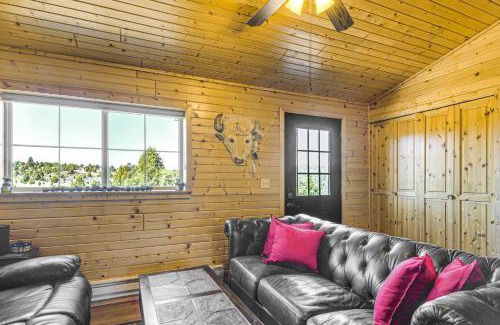 Alton House | Ideal Base Near Zion and Bryce Canyon Natl Parks!