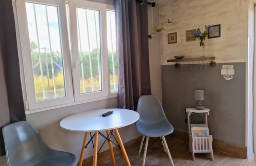 Los Franceses-la Vega Apartment | Ideal apartment for couples, next to the natural park of the Bahía de Cádiz.