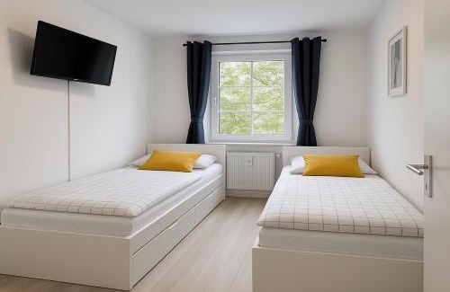 Nietleben Apartment | Ideal für Monteure. 3 Zimmer Apartment mit Küche, Waschmaschine, WiFi usw. .