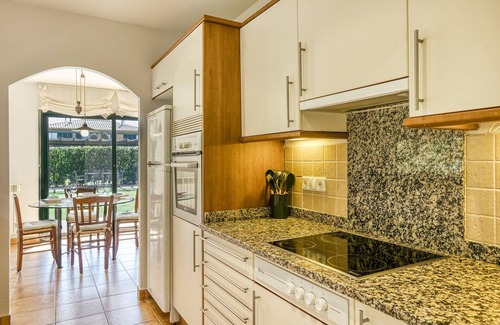 Navata Villa | Ideal family get away in TorreMirona Golf Resort