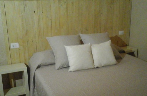 Alghero House | Ideal for 12 pp, Wellchair & Pet friendly, large and small pool ,
