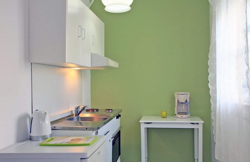 Skopelos Apartment | Ideal for Families, In Walking Distance to Skopelos Town, Seafront, Shared Pool