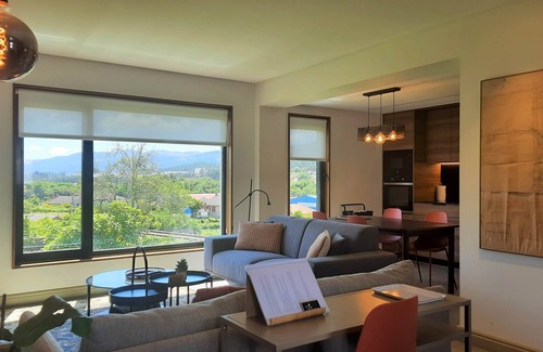 Mos House | Ideal for families or groups of friends, with private pool.