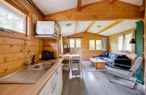 Municipality of Epe Cabin | Ideal for Nature Lovers and Families
