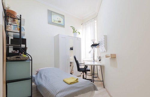 Lagymanyos Apartment | Ideal for solo travellers near Danube river and Citadel