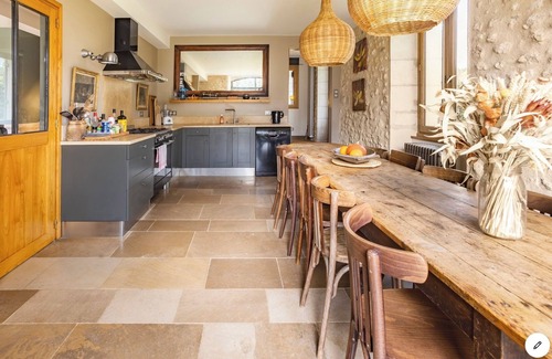 Saint-Vincent-de-Connezac House | Ideal for families and groups of friends, a home to share in the midst of nature