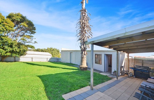 Portland House | Ideal group getaway in central location