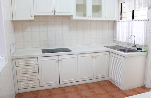 Downtown Kota Kinabalu Apartment | Ideal Holiday Apartment Marina Court