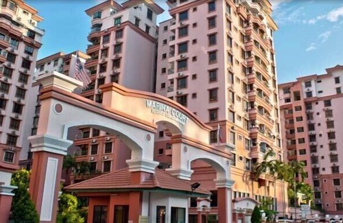 Downtown Kota Kinabalu Apartment | Ideal Holiday Apartment Marina Court