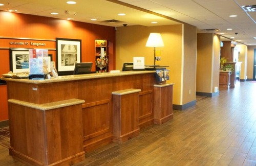 Kingman Hotel | Ideal Kingman Retreat: Free Hot Breakfast & Indoor Pool | Near Downtown