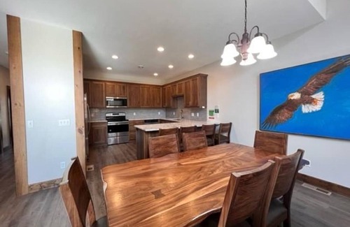 Crosslake House | Ideal location in Crosslake on the Whitefish Chain! Sleeps 12 with indoor pool!