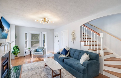 Mahncke Park House | 🏆IDEAL LOCATION🍷Riverwalk🌃Downtown🥘Pearl👑KING Bed