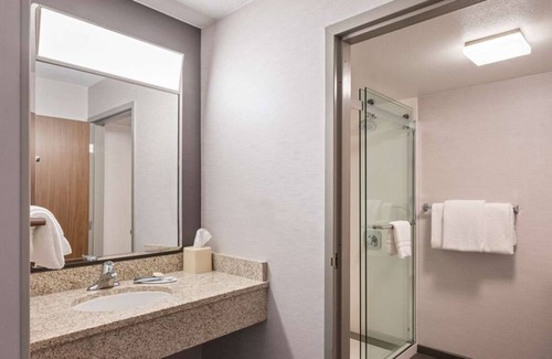 San Ramon Resort | Ideal Mix of Comfort and Value! Outdoor Pool, Pet-friendly, Free Parking!