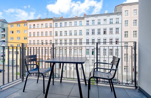Tiergarten Apartment | Ideal Schöneberg 1BR directly at park am Gleisdreieck, by Blueground