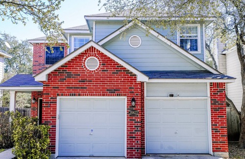 Far North Central House | Ideally Located, Stone Oak Extended Family Stay