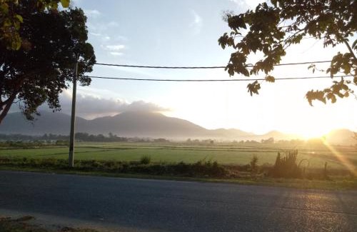 Simpang Kenyum House | IDUL Sunrise View