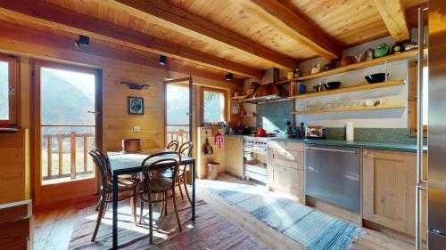 Evolene Apartment | Idyllic chalet in Evolène, with view on the Dent Blanche and the mountains
