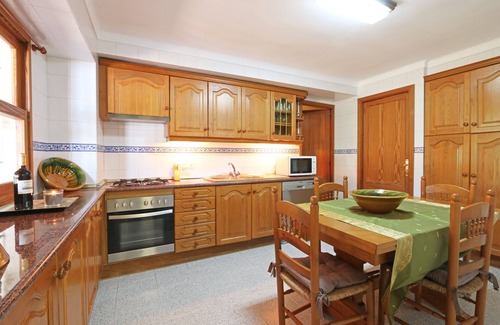 Alaro House | Idyllic country house with a beautiful view, garden, large pool oasis, WiFi