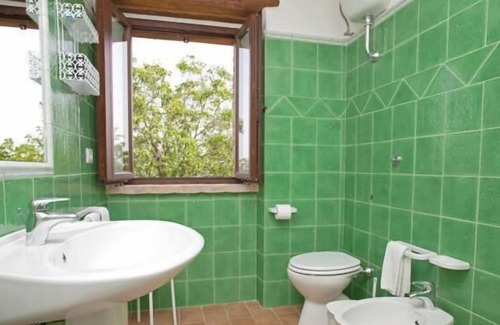 Montelparo Villa | Idyllic Country Villa Sleeping Up To Ten Guests