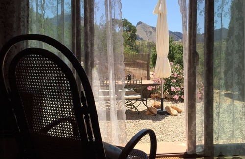 Tarbena Apartment | Idyllic holiday home in the midst of nature, discover authentic Spain | Oliva