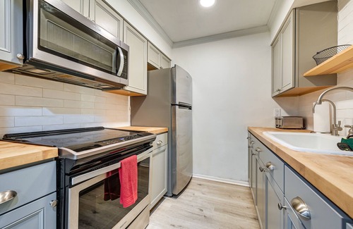 Oldsmar House | Idyllic Oldsmar Vacation Rental: 1 Mi to Beach!