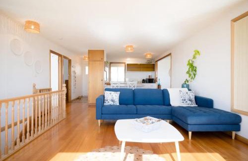 Weymouth House | Idyllic Weymouth Retreat with Ocean Views