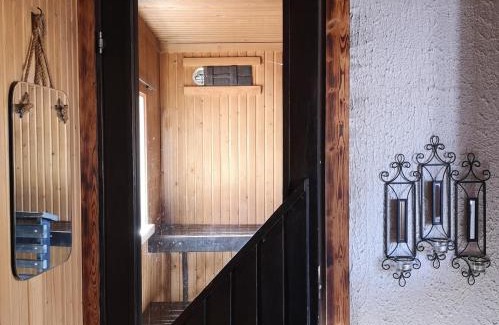 Kalajoki Ski Chalet | Idyllinen mökki ja pihasauna jokirannassa - sisältää liinavaatteet ja loppusiivouksen