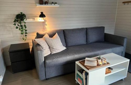 Levanger House | Idyllisk minihus i landlige omgivelser - med 5 sengeplasser og parkering