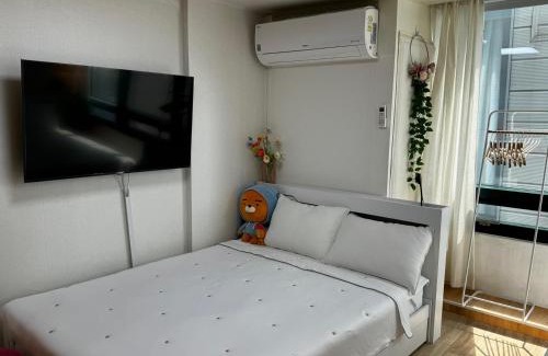 Mapo Apartment | If House Hongdae