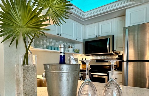 Siesta Key Condo | If you’re looking for a professionally decorated bright and airy this is it!