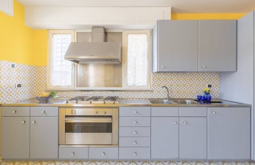 Rione XVIII Castro Pretorio Apartment | iFlat | Margutta Colors on Canvas Apartment