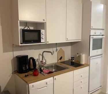 Aviapolis Apartment | Ihana huoneisto juna aseman vieressä.
