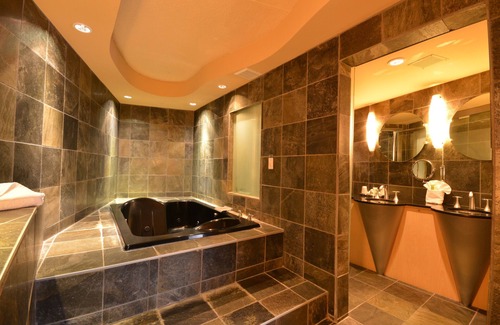 Red Deer Hotel | iHOTEL & Conference Center Red Deer