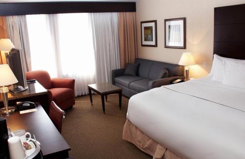 Red Deer Hotel | iHOTEL & Conference Centre Red Deer