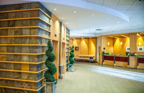 Red Deer Hotel | iHOTEL & Conference Centre Red Deer