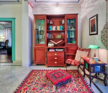 Jaipur Hotel | Ikaki Niwas - A Heritage Boutique Hotel