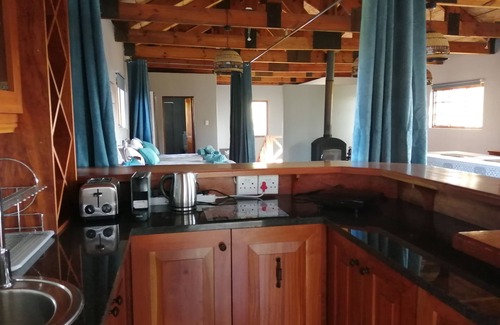 Germiston Bed & Breakfast | Ikamu's lodge
