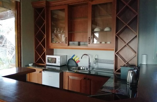 Germiston Bed & Breakfast | Ikamu's lodge