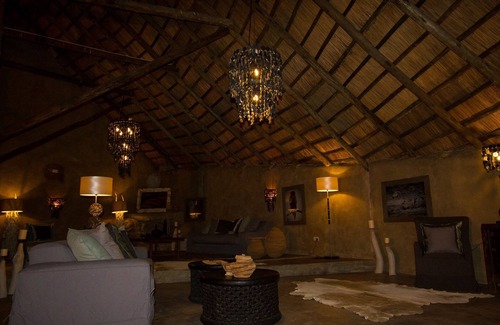 Mongu Cabin | Ikithe Luxury Resort By Mantis