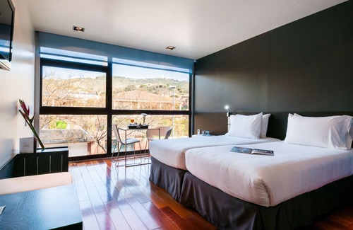 Sarria Hotel | Ikonik Angli