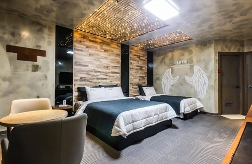 Songman Hotel | Iksan Hotel Rings