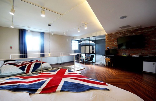 Songman Hotel | Iksan Roman Drive-in Hotel
