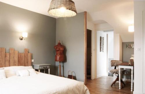 Lamballe Bed & Breakfast | Il était une fois à l'Ouest "Lamballe-Armor"