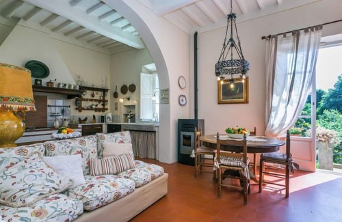 Lari House | Il Belvedere by Interhome